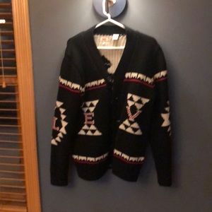 Thick sweater or light jacket...like new!